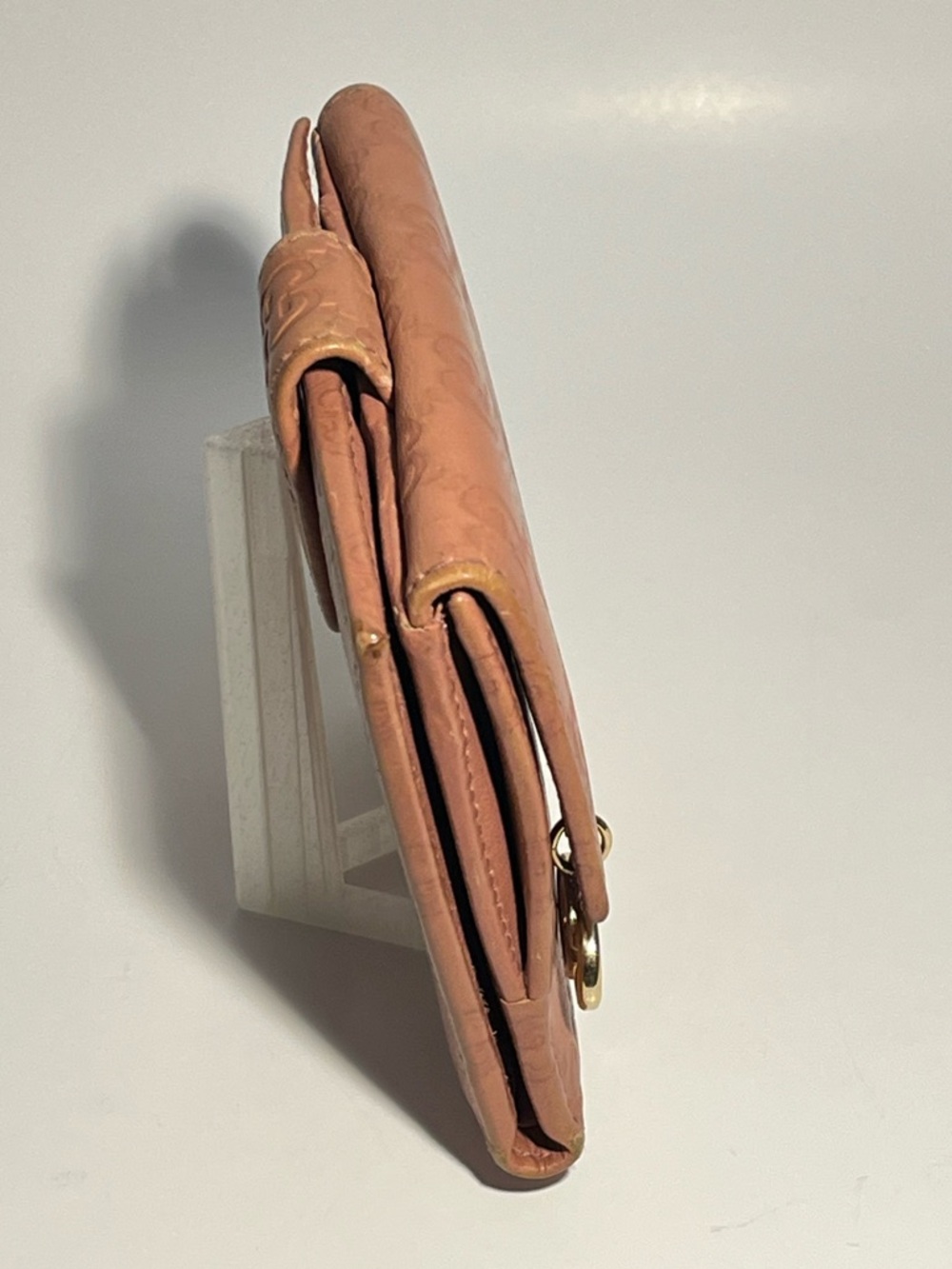 Gucci Compact Bifold Wallet GG Embossed Pink Shima Leather with Gold Charm - Picture 8 of 11